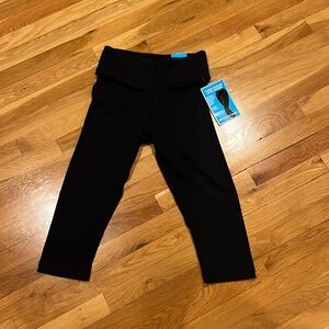 Women’s New capri leggings black